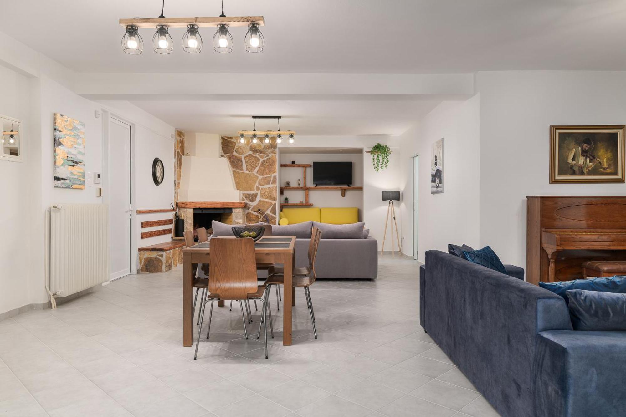 Domelia'S Luxury Apartments Near Airport & Beach Луца Экстерьер фото